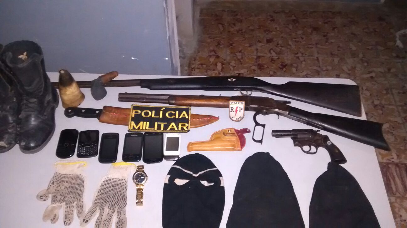 Armas apreendidas pela polícia