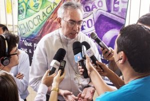 Dom. Entrevista