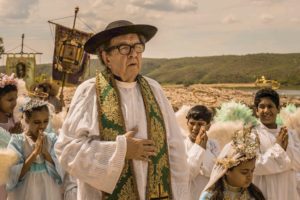 Intérprete do Padre Romão na trama, o ator está em coma