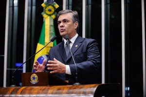 Senador Cássio Cunha Lima (PSDB-PB)