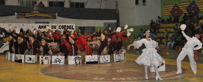 Equipes abordaram diversos temas, dentre eles, o amor de cordel