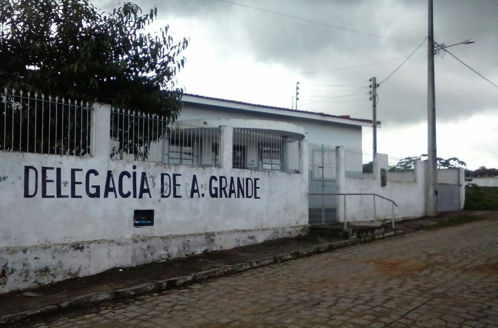 Prédio é arrombado pela segunda vez