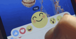 Os reactions do Facebook: Love, Haha, Yay, Wow, Sad e Angry; opções são alternativas ao botão curti (Foto: Reprodução/Facebook)