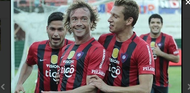 Lugano defende o Cerro Porteño desde julho deste ano