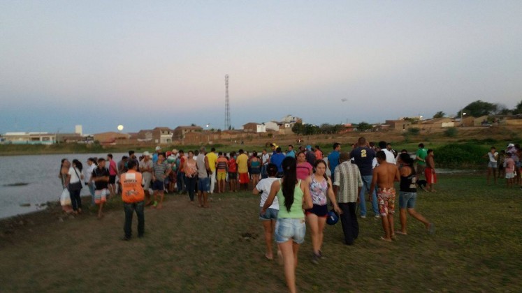 Corpo foi encontrado por pescadores no açude público de Monteiro (Foto: Reprodução/WhatsApp)