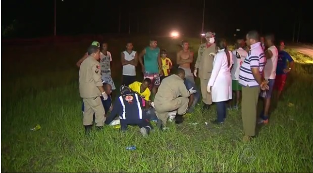 Companheiro também ficou ferido no acidente, mas foi atendido pelo Samu ainda no local e liberado (Foto: Reprodução/TV Cabo Branco)