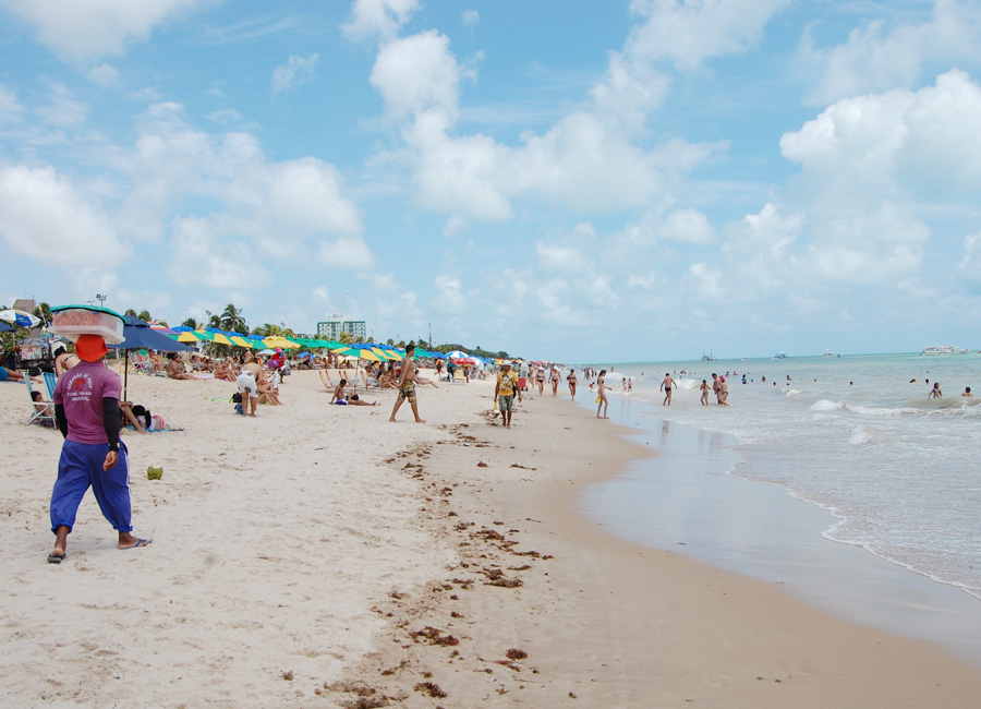 Praia de Tambaú foi a mais visitada pelos turistas (Foto: Daniel Peixoto)