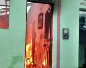Suspeito incendiou casa da vítima