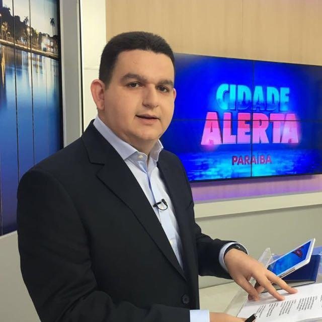 Fabiano pediu desligamento da Rádio Correio após seis anos como diretor de radiojornalismo