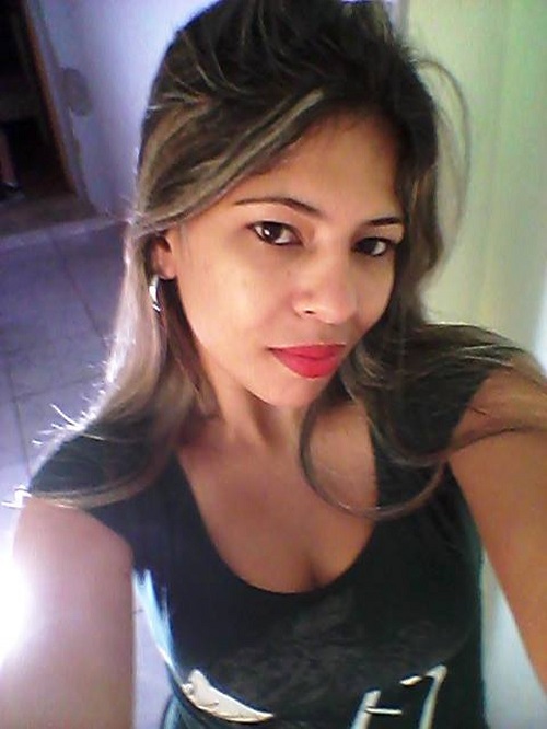 Karina Souza tinha 30 anos e não resistiu aos ferimentos